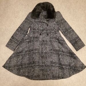 Rothschild Sparkle Plaid Princes Cpat W/ Faux Fur Collar Girls M 10/12